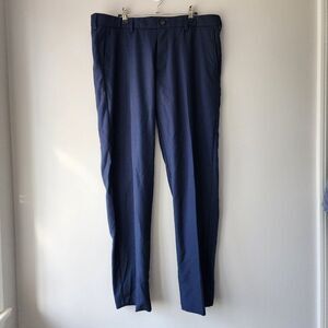 Haggar Men's Golf Pants | 38 x 32 | Navy Blue Flat Front Belt Loop Grip Waist